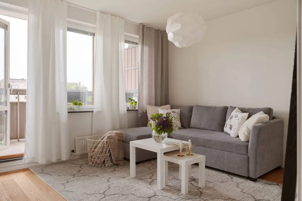 Elutuba - Renovated 1.5-Bedroom Flat with Balcony in Orminge