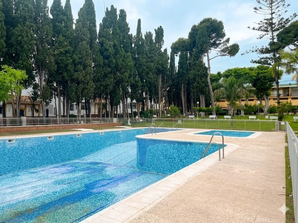 Piscine - Flat with Terrace in La Carihuela, Torremolinos