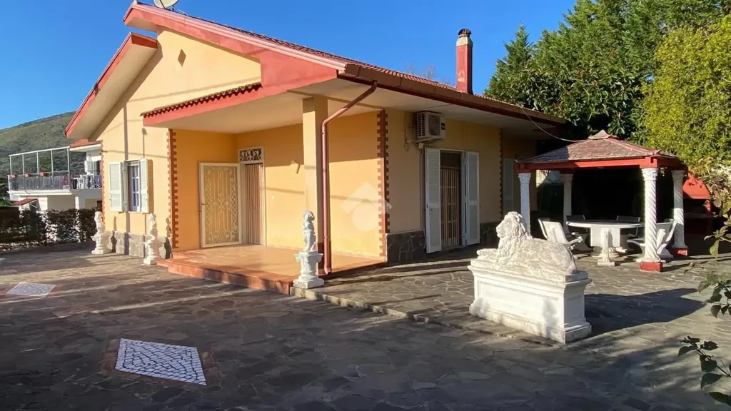 Välivaade - Villa with Garden in Cafaro, Perdifumo