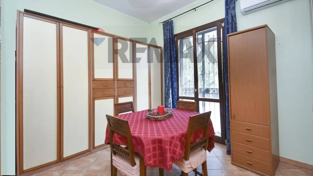 Sala da pranzo - Villa with Private Garden near Etna