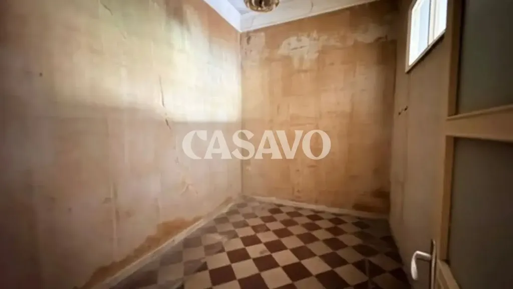 Pièces - Restored Apartment in Historic Centre, Naples