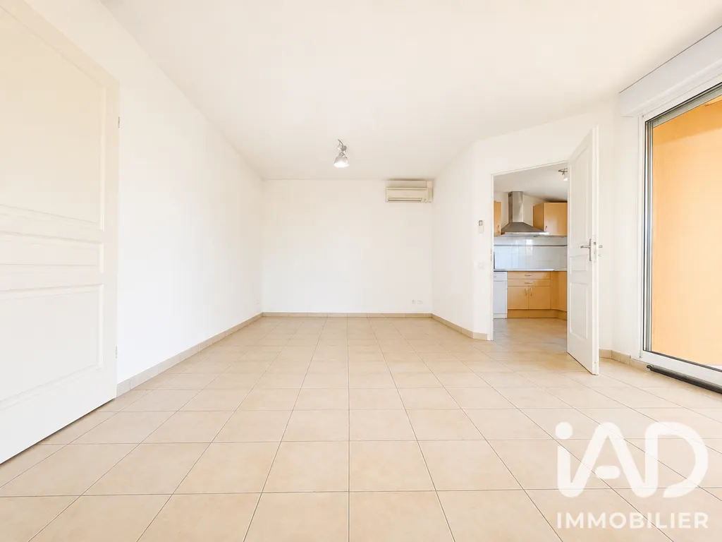 Pièces - Appartement T3 avec Piscine dans Résidence Senioriales à Lombez