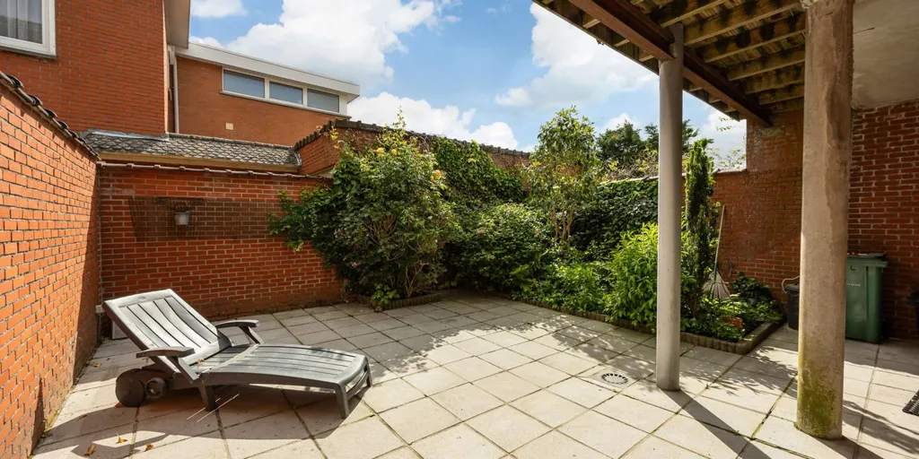 Aed - Attic Flat with Garden in Turnhout