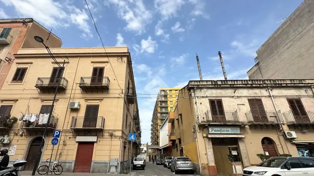 Extérieur - Quadrilocale with Terrace in Palermo