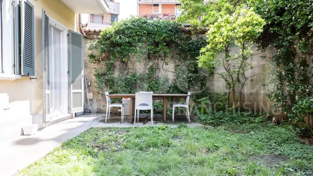 Jardin - Open Space Bilocale with Garden in Monza Centre