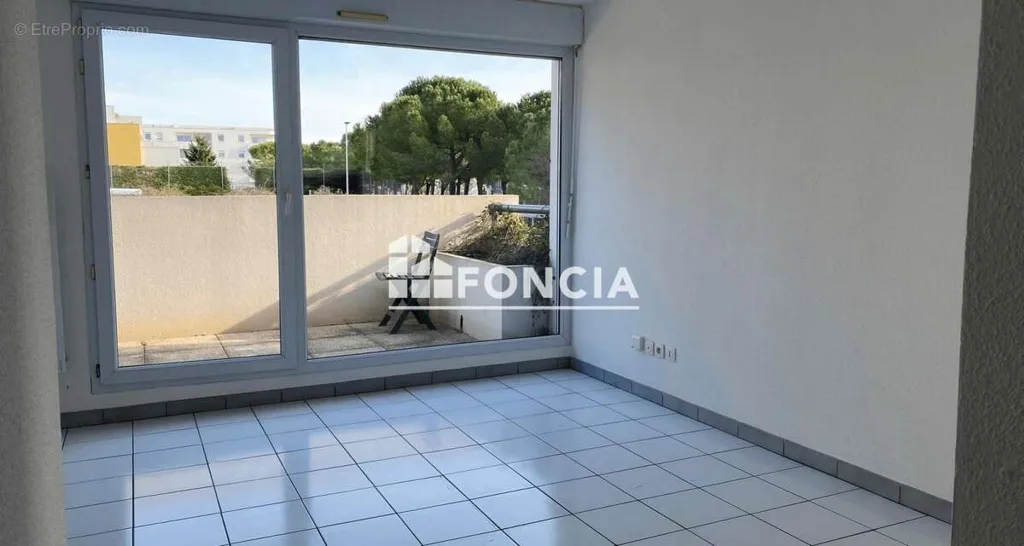 Balcon - Appartement T2 avec Terrasse dans Résidence Calme