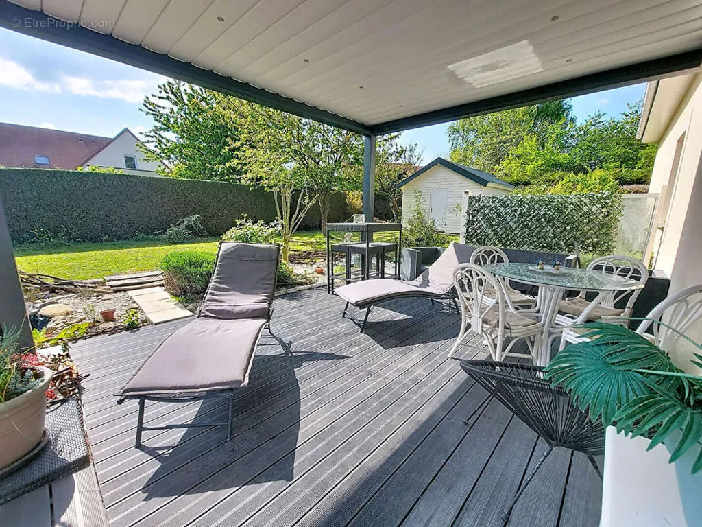Maison 7 pièces à Benouville