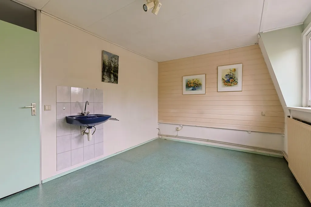 Pesuköök - Playfully Designed Corner Home with Patio in Leiderdorp