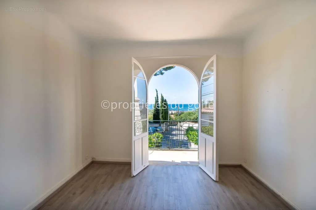 Pièces - Villa de Charme avec Vue Mer à Sète