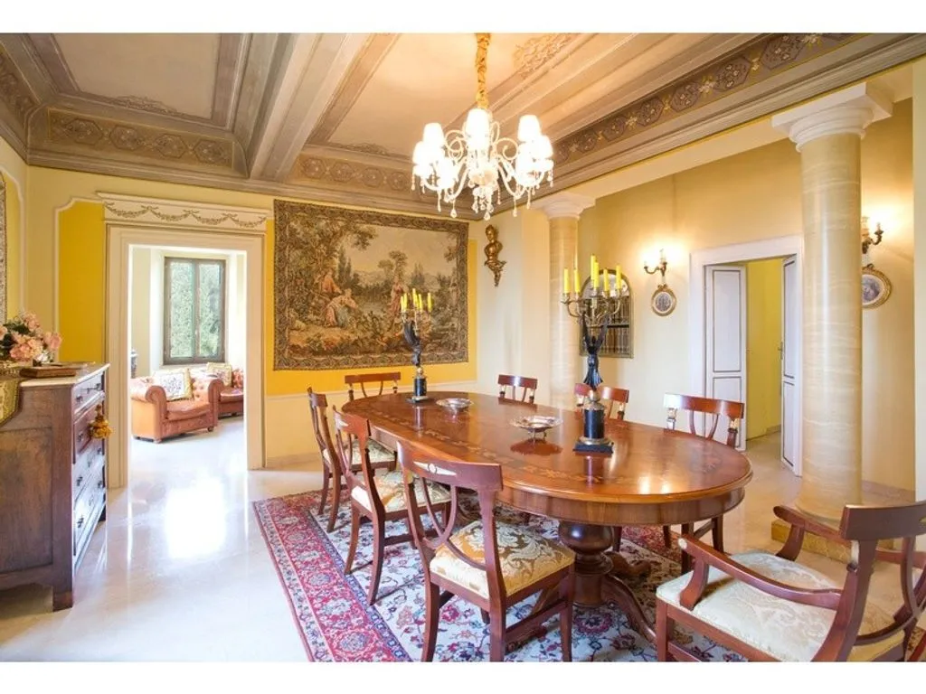 Salle à manger - Luxury Villa with Private Chapel in Bosco, Umbria
