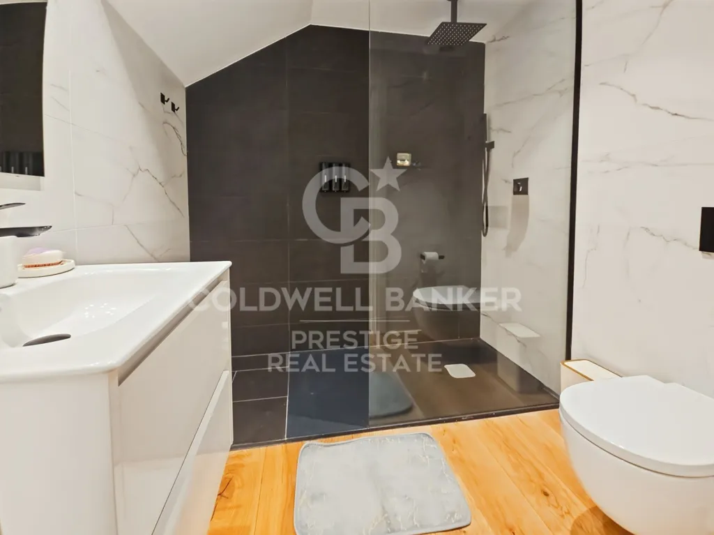 Salles de bain - Newly Built House with Terrace in Finestrelles