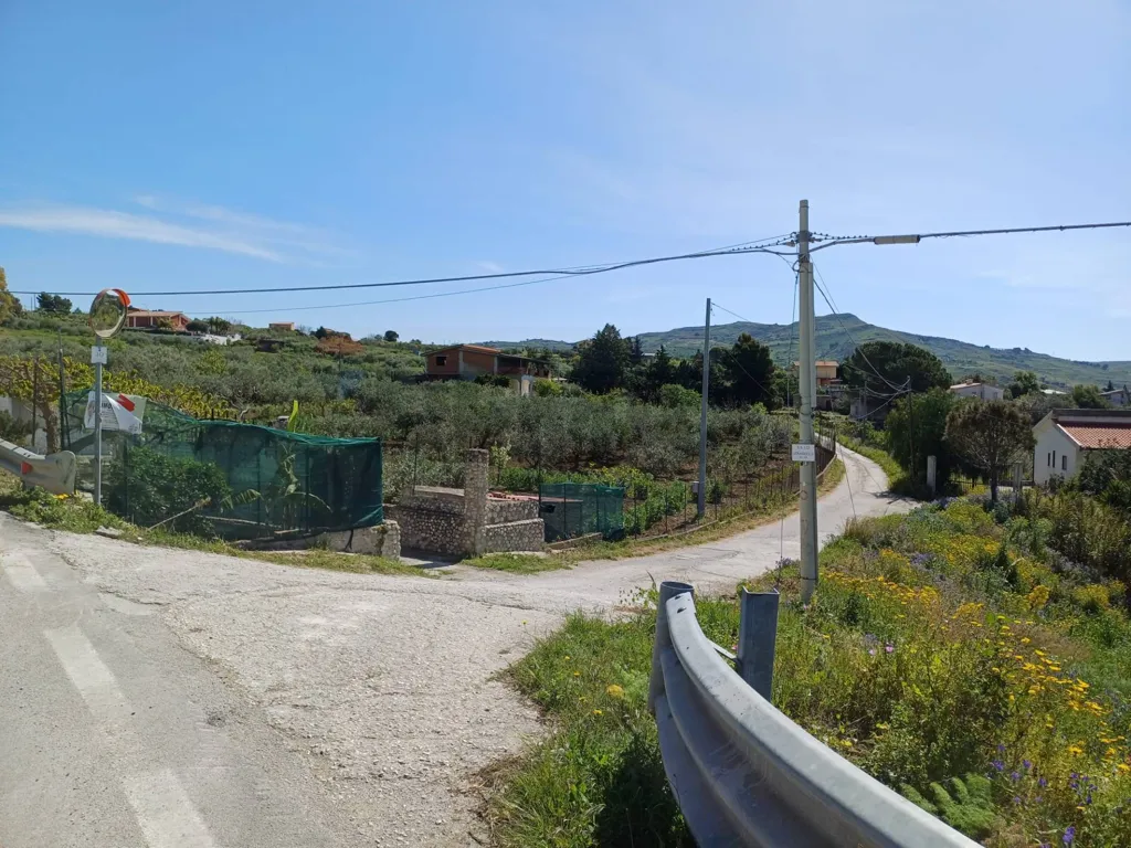 Exterior - Rustic Ruin with Panoramic View in Favara