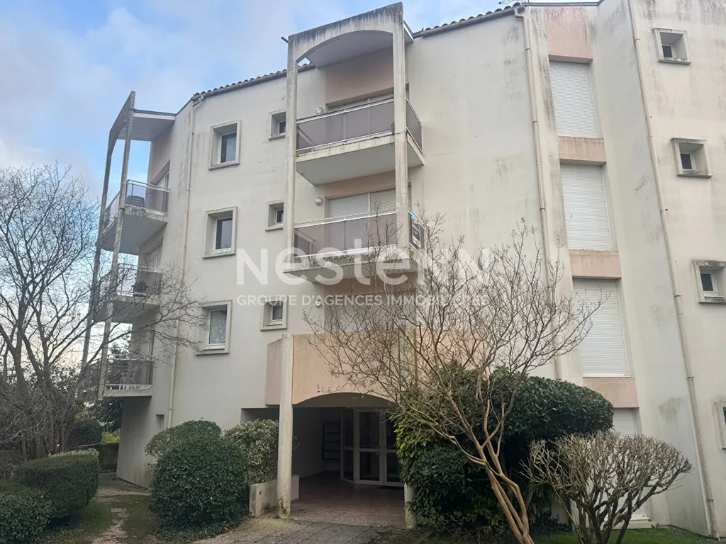 Extérieur - Appartement T1 avec Balcon et Piscine à Saintes