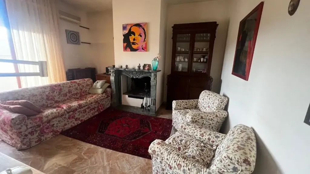 Elutuba - Rustic Apartment with Terrace in Empoli