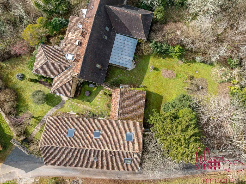 Vue aérienne - Propriété de Charme avec Jardin à Proximité du Périgord Noir