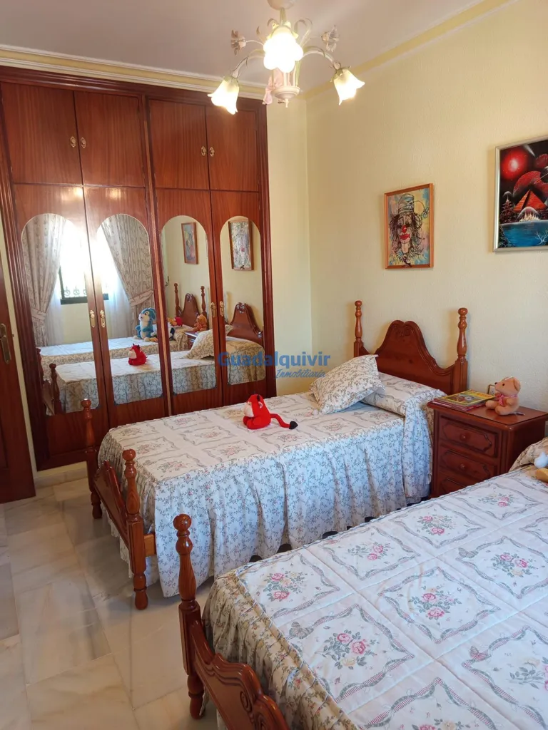 Bedrooms - Independent Chalet with Pool in Cerros de Montequinto