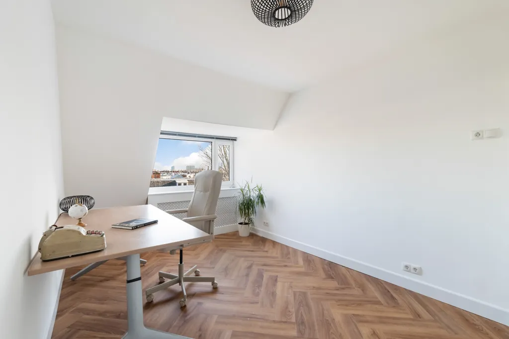Appartement 6 pièces à Den Haag