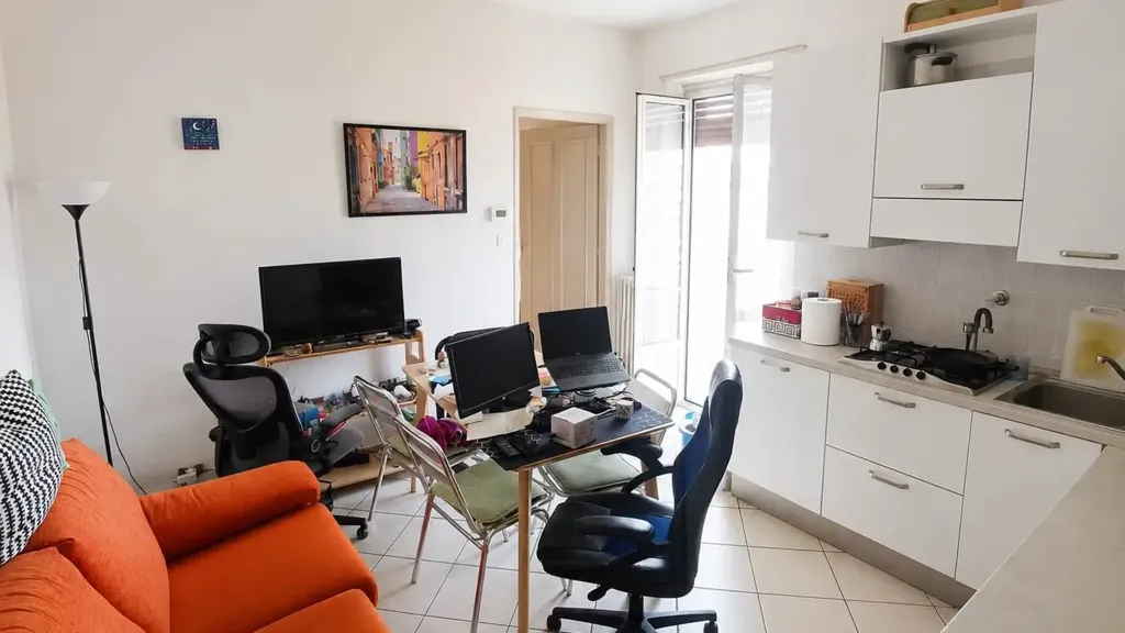 Cuisine - Brightly Laid-out Flat in Orbassano
