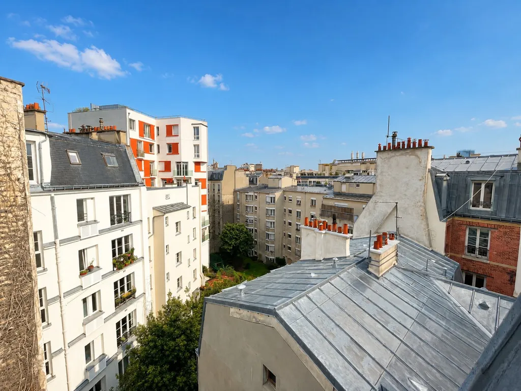 Rõdu - Furnished Flat with Garden View in Paris 17ème