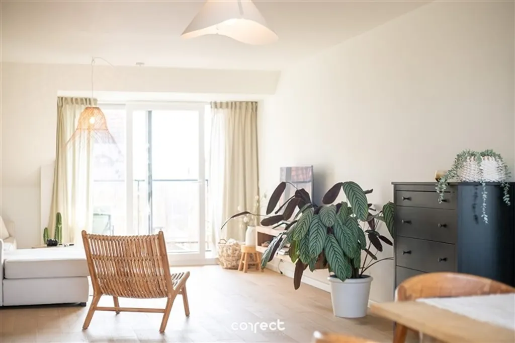 Elutuba - Duplex Apartment with Terrace in Eernegem