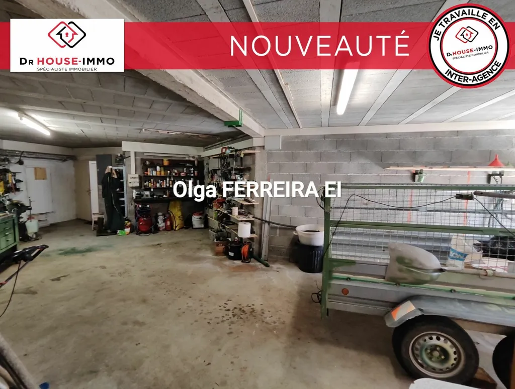 Garage - Maison Familiale avec Vue Panoramique à Limoux
