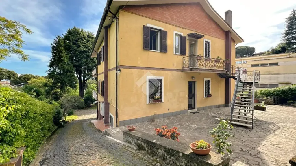 Extérieur - 4-Room Apartment with Balcony in Monte Compatri