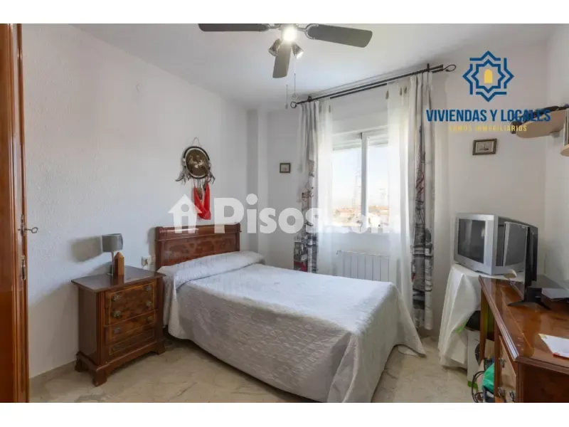Magamistoad - Twin-Storey House with Pool in Híjar