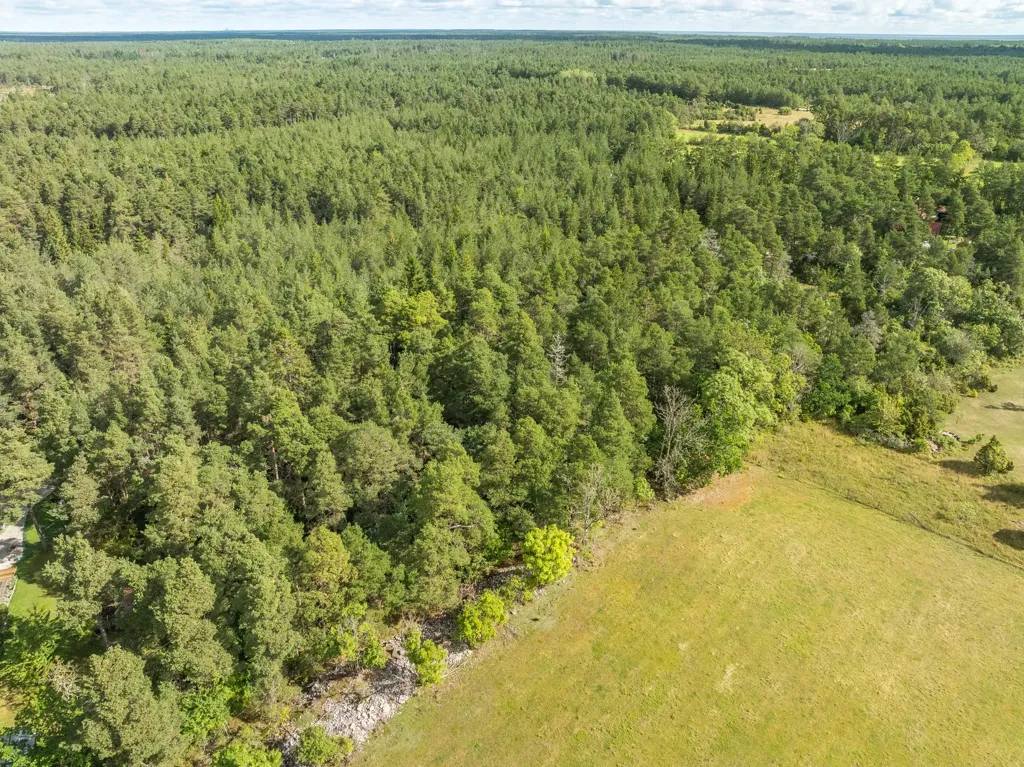 Vue aérienne - Large Plot with Pre-Approval in Gotland