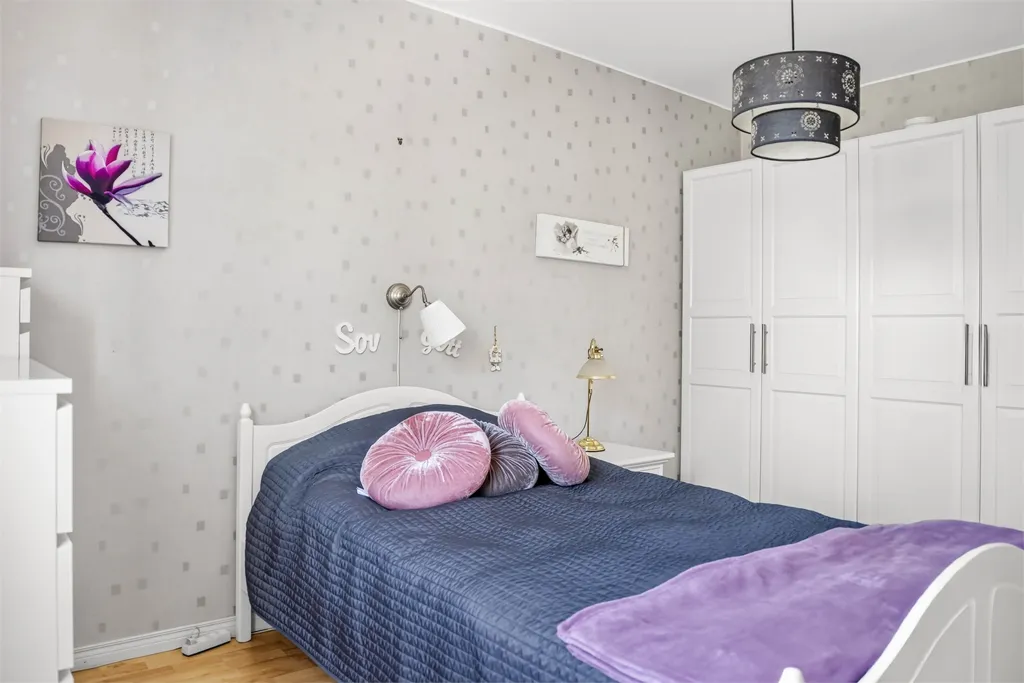Bedrooms - Two-Bedroom Flat with Glazed Balcony in Oxelösund