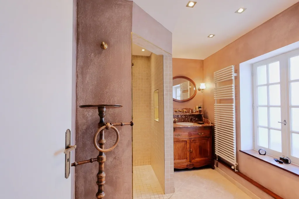 Bagni - Family Home with Pool in Mions