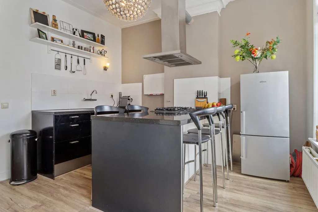 Cuisine - Dual-Level Maisonette with Rooftop Terrace in Pijlsweerd