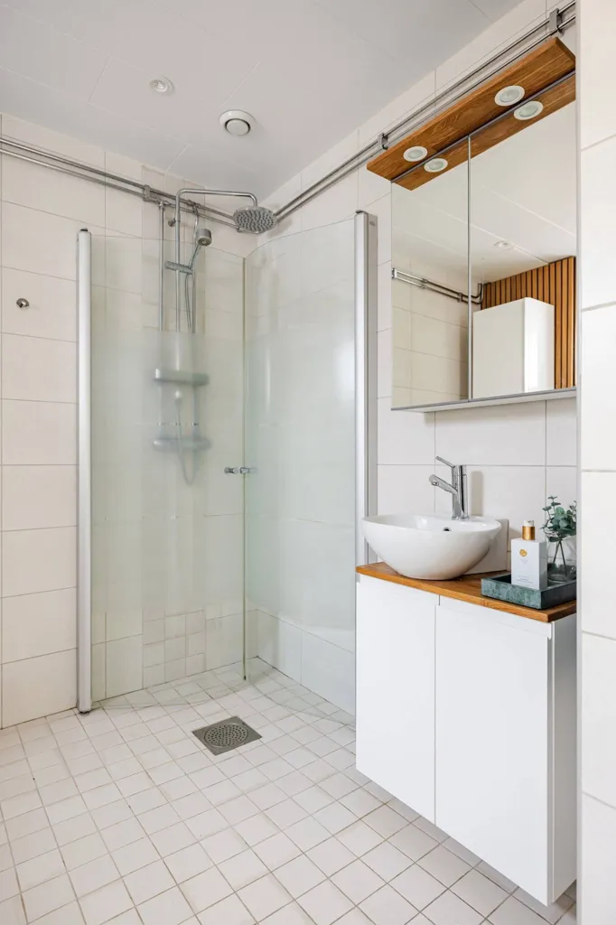 Salles de bain - Villa with Lake View in Falun