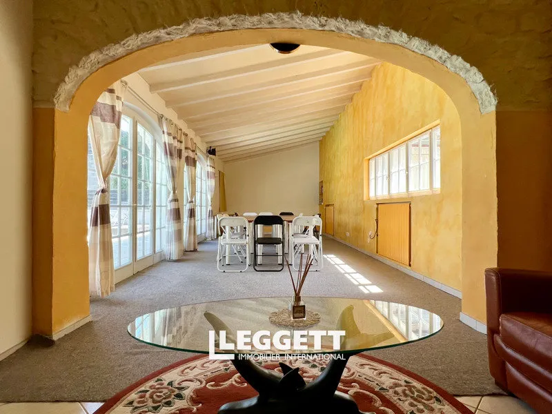 Séjour - Maison avec Piscine et Gîte à Courcoury