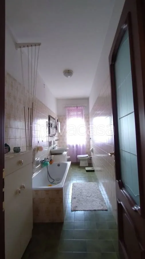 Salles de bain - Spacious Apartment with Balcony Views in Torino