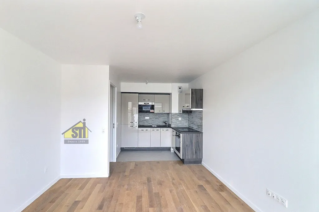 Cucina - New Flat with Balcony in Rueil-Malmaison