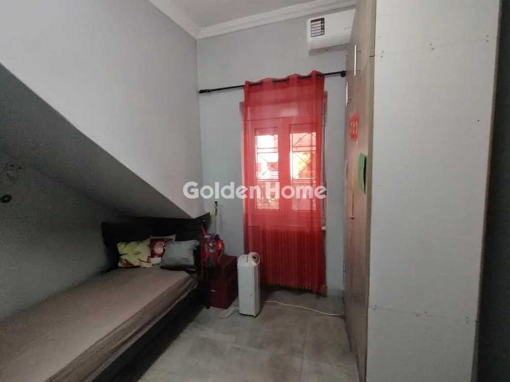 Chambres - Modernised Flat with Balcony in Moschato Centre