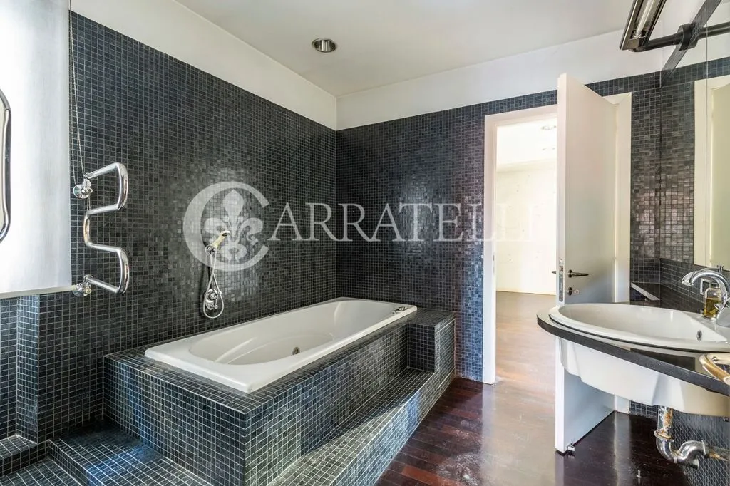 Salles de bain - Apartment in Medieval Tower, Florence