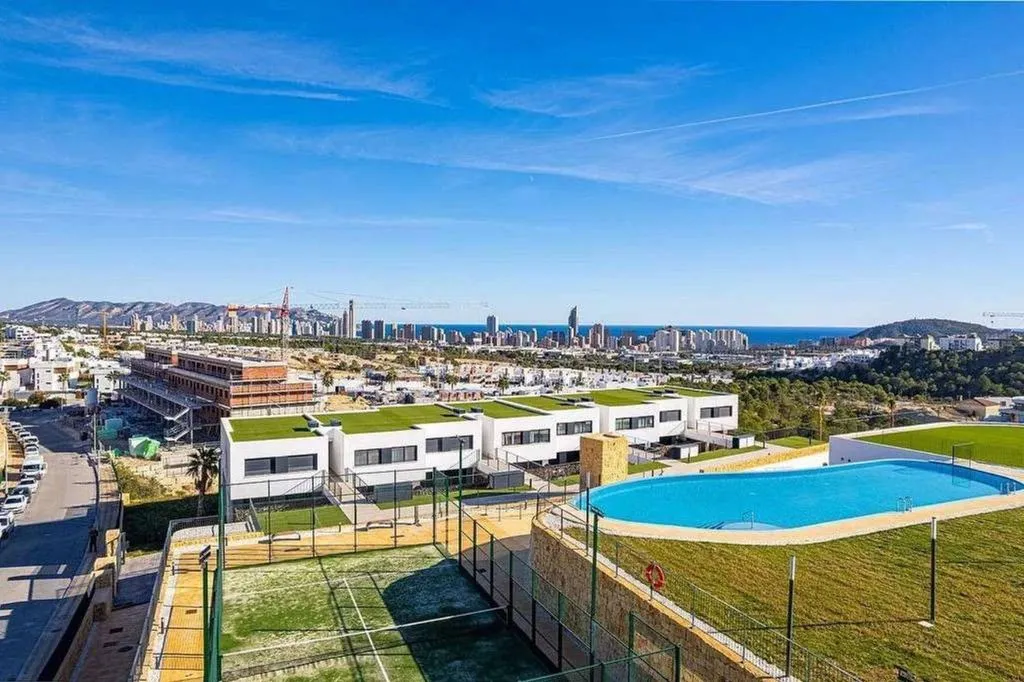 Luxury Duplex with Sea Views in Finestrat
