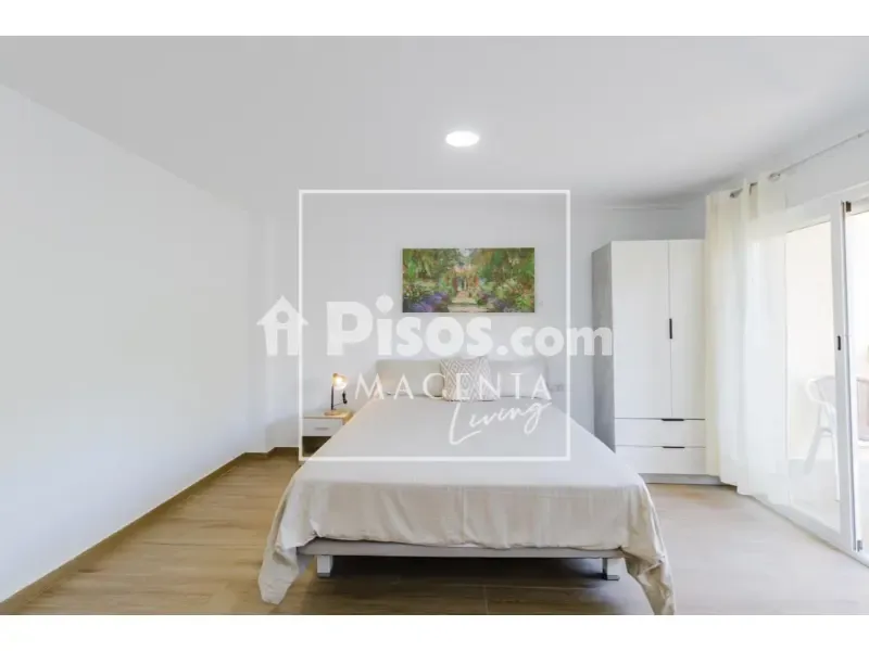 Magamistoad - Bright Studio with Balcony in Murillo Street