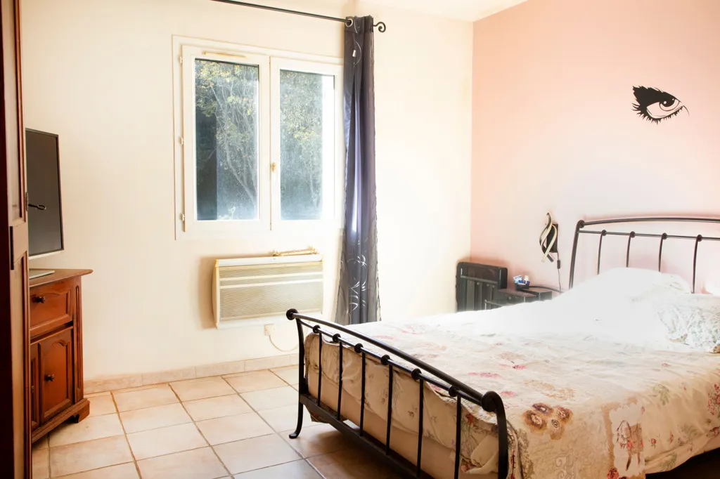 Chambres - Bungalow de plain-pied avec terrasse à Luri