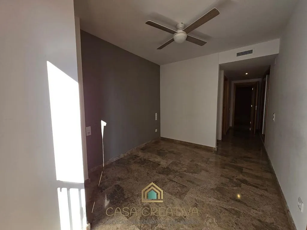 Hallway - Apartment with Balcony in Náquera