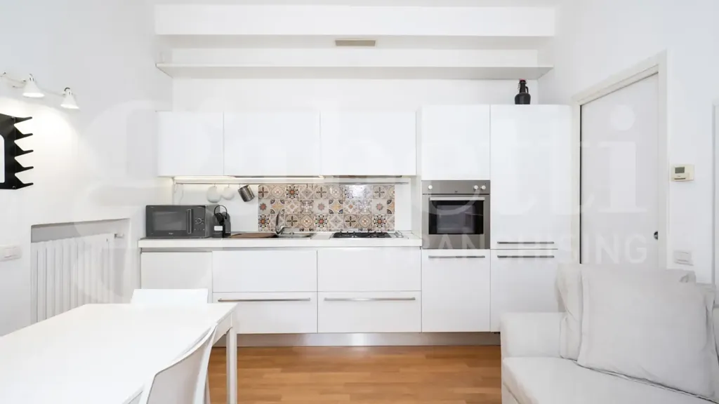 Cuisine - Open Space Bilocale with Garden in Monza Centre