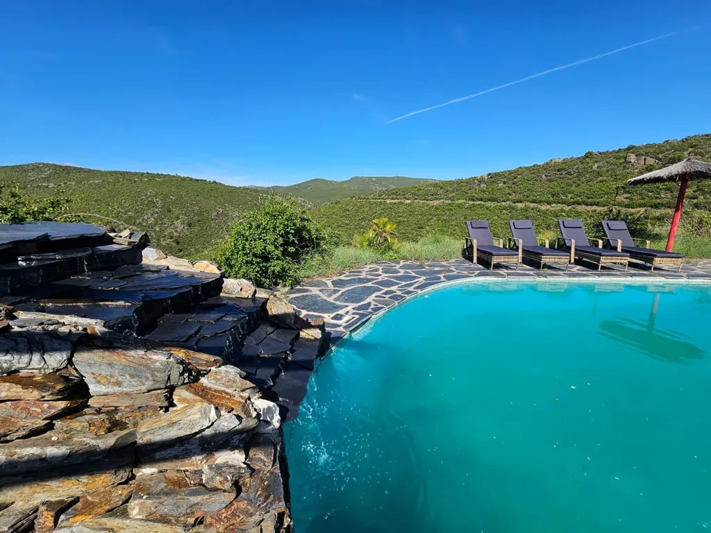 Pool - Chalet with Pool in Sierra Norte, Madrid