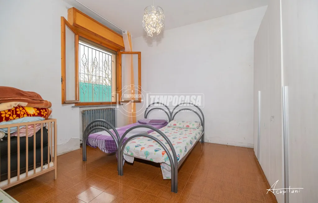 Chambres - Ground Floor Apartment with Garage in Limidi