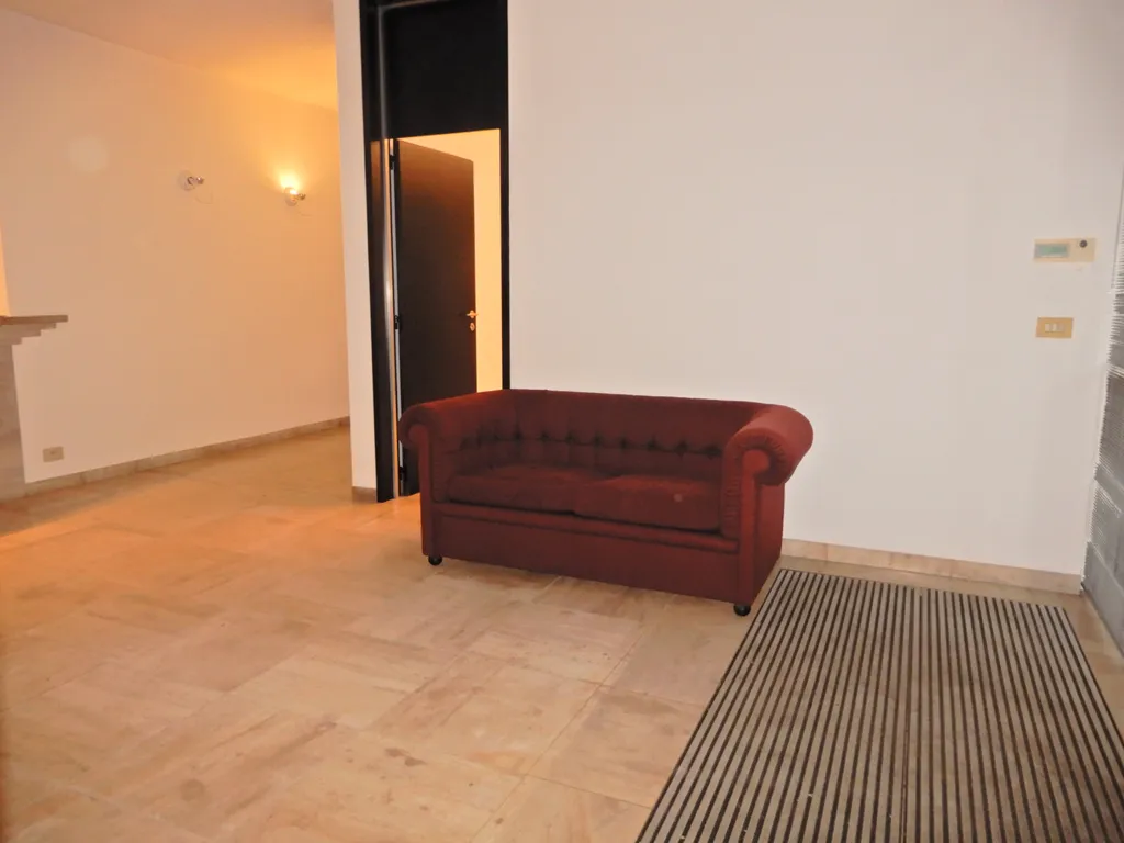 Séjour - Espace de Bureau Lumineux à Meulebeke