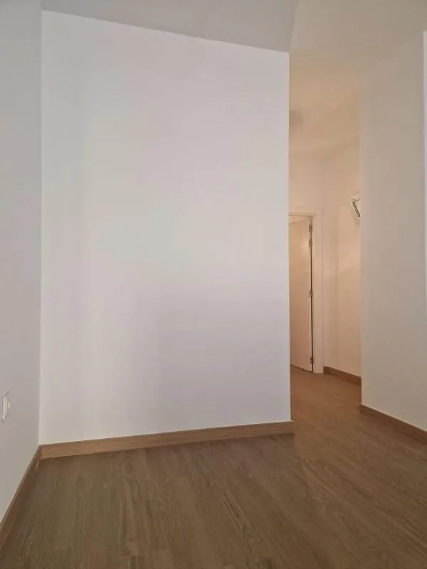 Pièces - Ground Floor Flat with Light in Puerto Real Centre