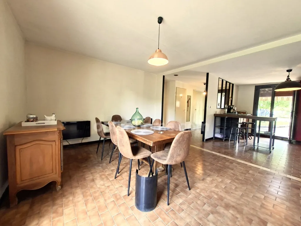 Dining Room - Villa with Mountain View and Terrace in Barreme