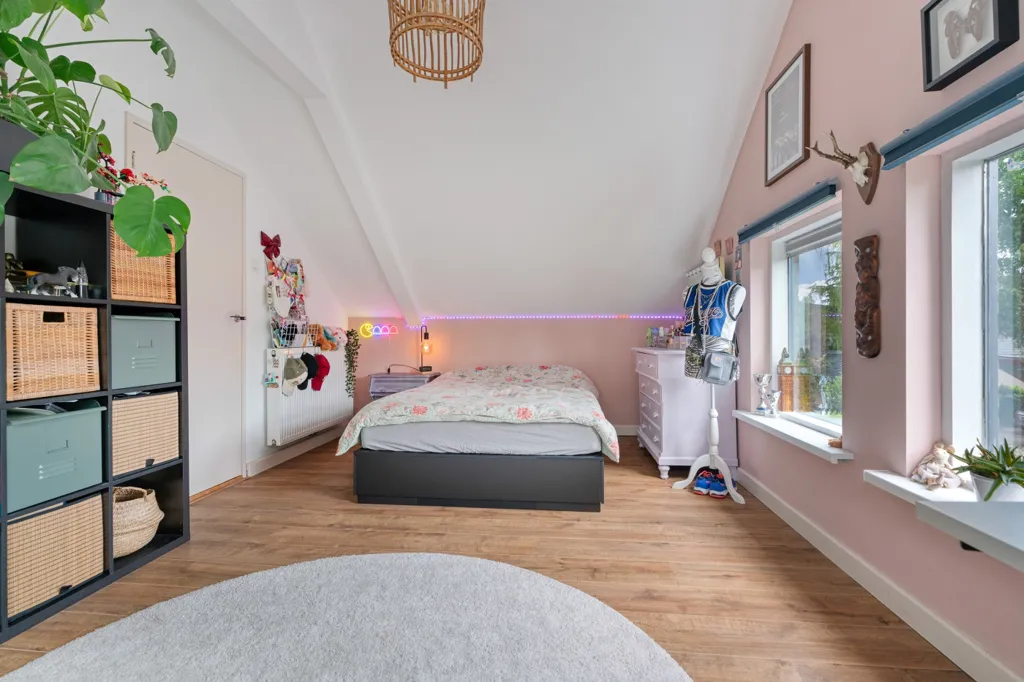 Magamistoad - Fully Renovated Villa with Pool in Nijmegen
