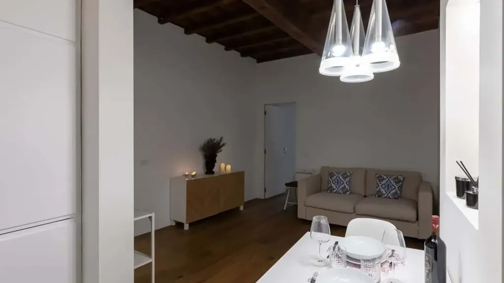Salle à manger - Modernised Studio in Central Florence