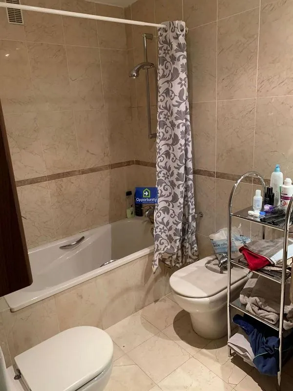 Vannitoad - Furnished Flat with Garage in Pajaritos